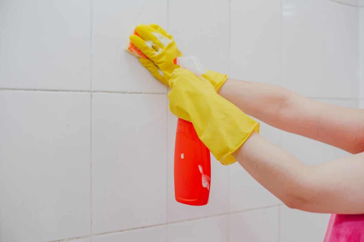 Limpiar mampara de ducha