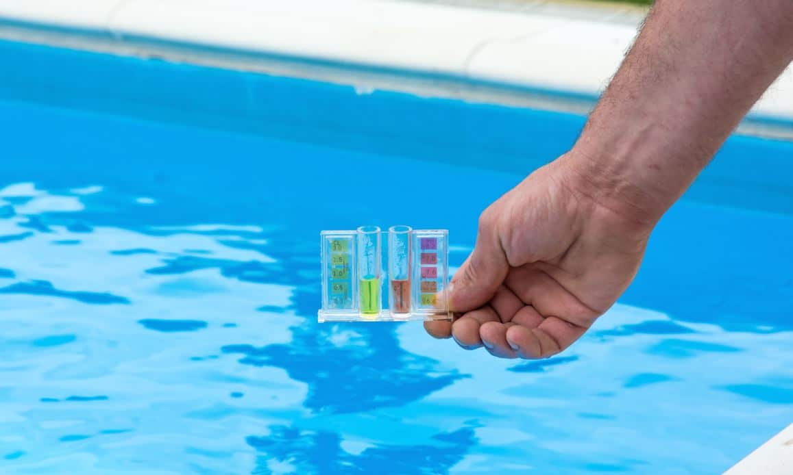 Prueba de agua de pH de piscina