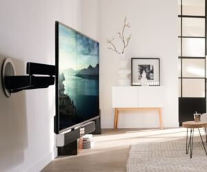 ¿A qué altura se debe colocar un televisor?